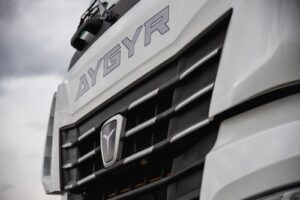 WhatsApp Image 2025 09 19 at 22.21.32 Киселев Вячеслав, бренд - дизайнер: логотипы, фирменный стиль, сайты