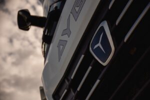 WhatsApp Image 2025 09 19 at 22.21.32 43 Киселев Вячеслав, бренд - дизайнер: логотипы, фирменный стиль, сайты